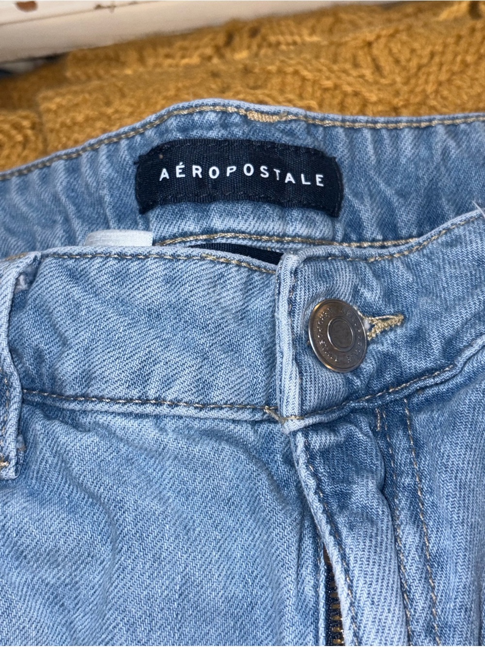 Aeropostale ladies Light Blue Denim Jeans
